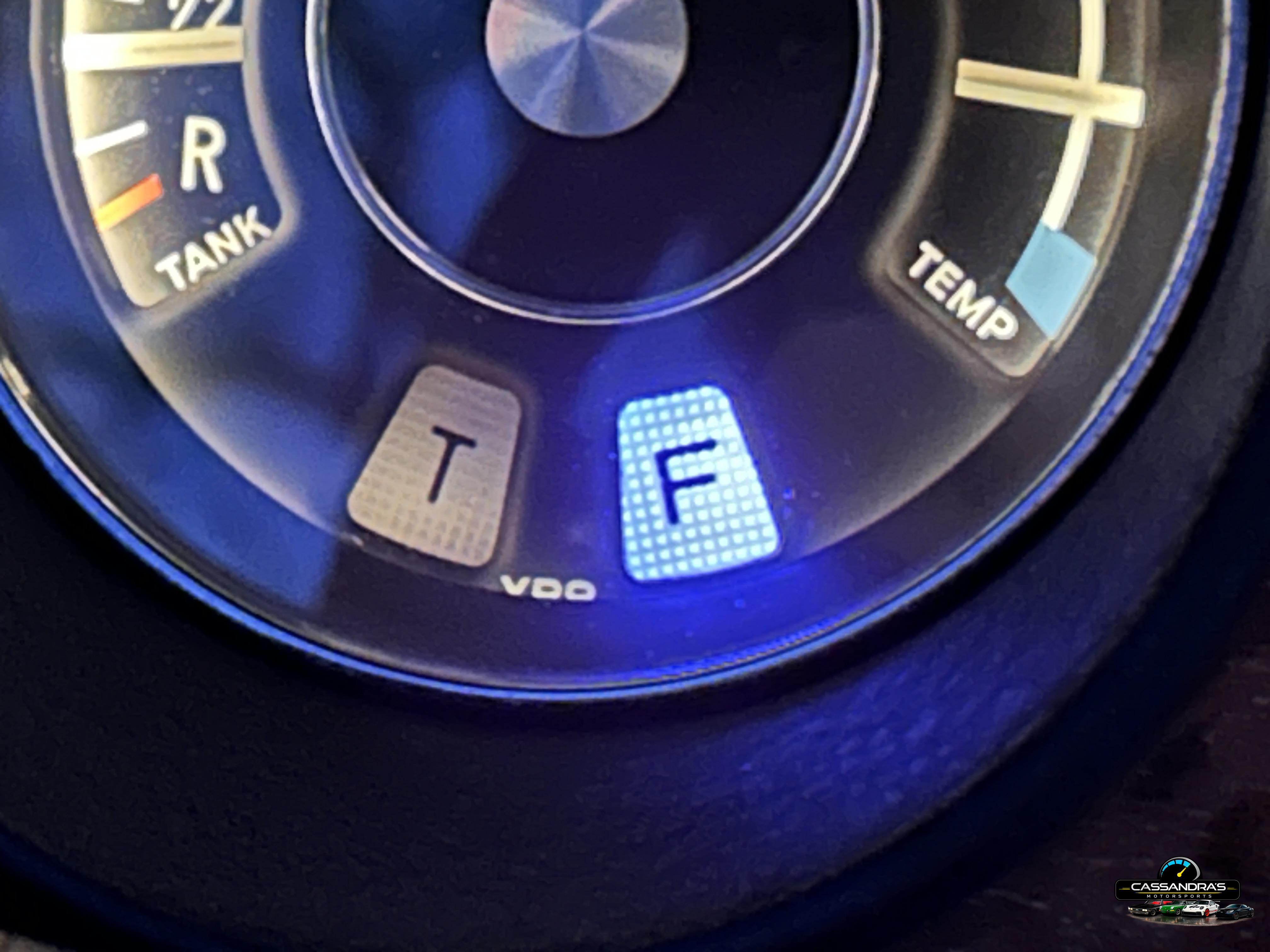 785