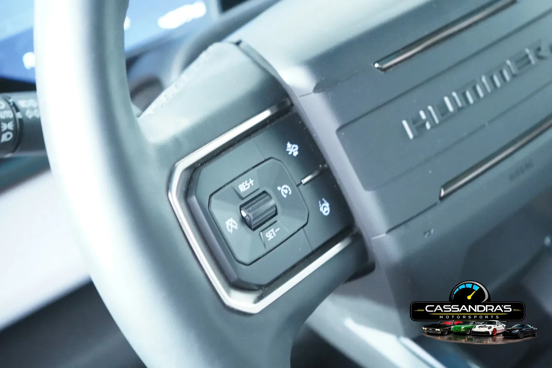 2023 GMC HUMMER