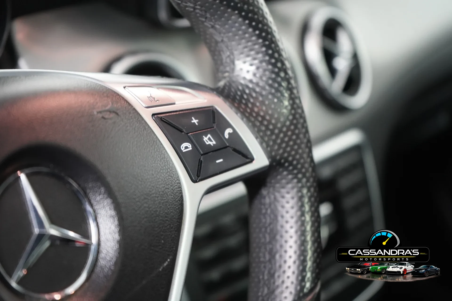 2015 Mercedes-Benz GLA45